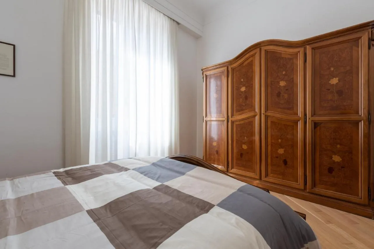 Carosi Apartment, Via Del Viminale Rome