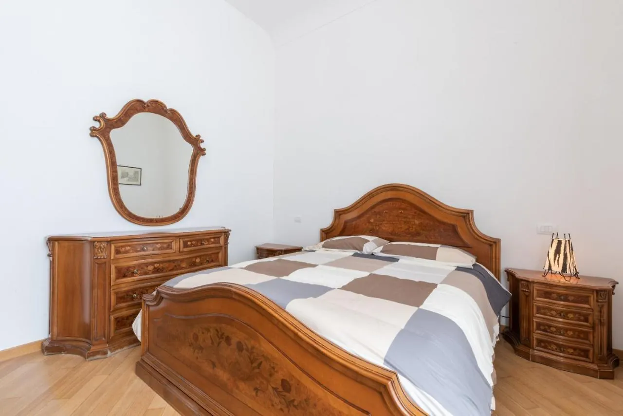 Apartment Carosi Apartment, Via Del Viminale Rome