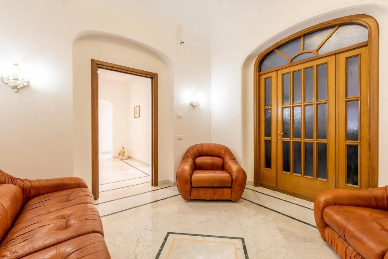 Apartment Carosi Apartment, Via Del Viminale Rome
